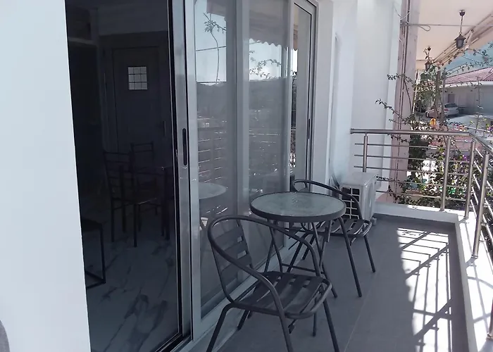 Petros House 3